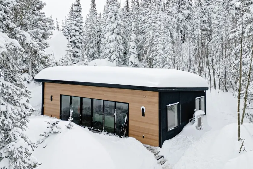 Cozy & Scenic Modern Mountain Cabin - Image 1