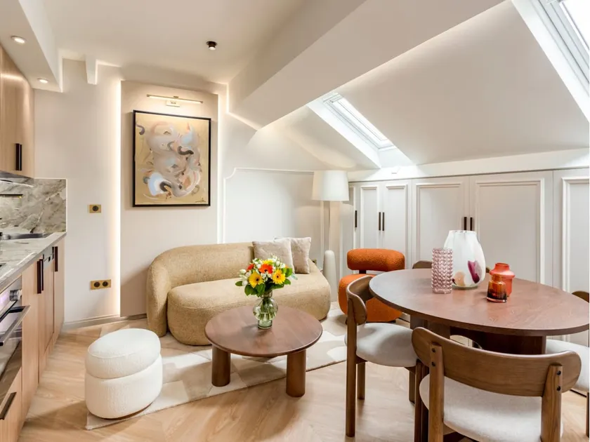 Merveil - Luxury Suite - Champs Elysees - St Cyr I - Image 1