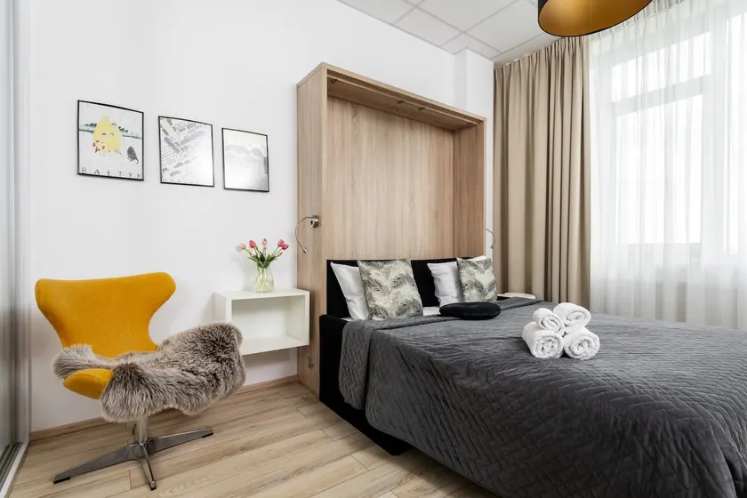 ALE Jerozolimskie Varsovia Apartments - Image 1