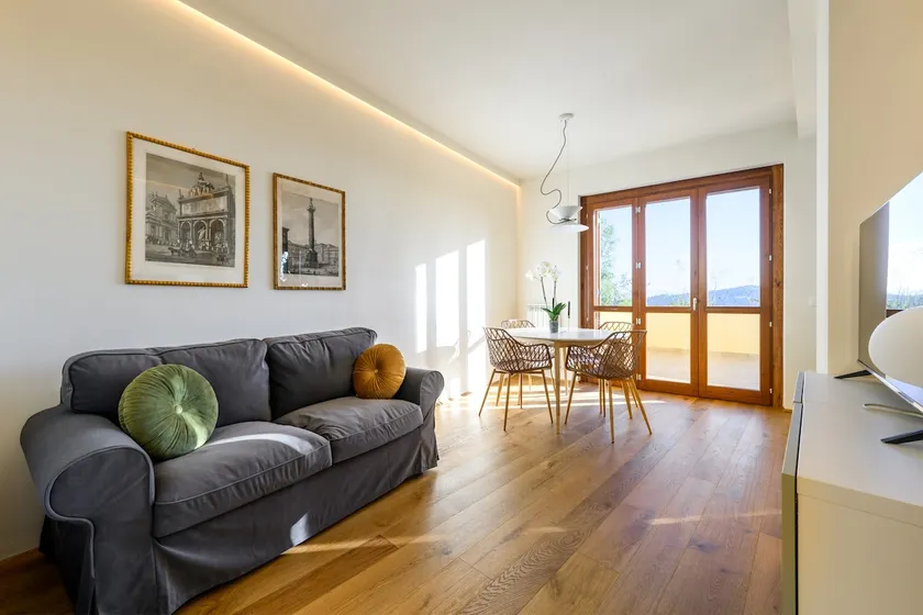 Anice with Terrace – Montalcino, Tuscany Home - Image 1