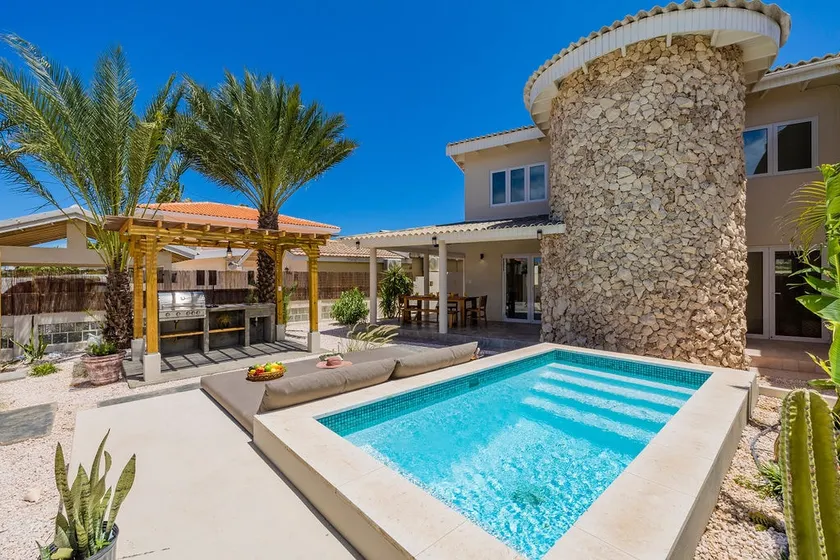 Casa Calichi ~ Amazing Location ~ Private Pool - Image 1
