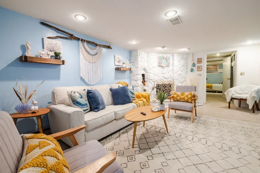 Stylish Apple Creek Apartment with Private Entry - Image 1