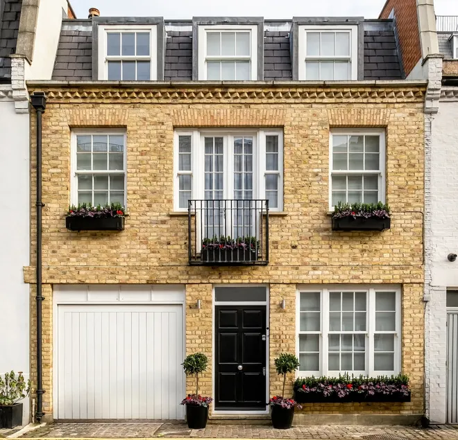 Spectacular luxury Knightsbridge townhouse - Image 1