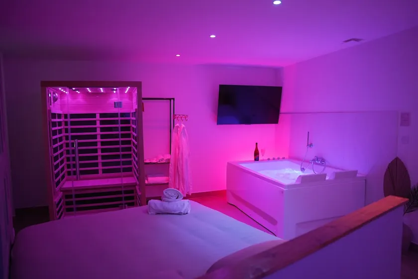 Relaxation Suite – Spa & Sauna - Image 1