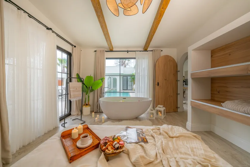 Sapanca Bali Villa - Heated Pool. - Image 1