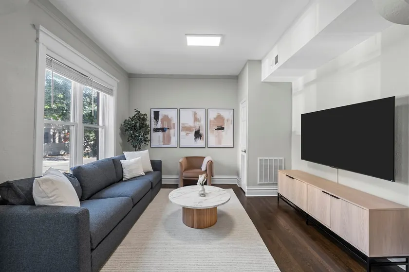 Guest Favorite | New Renovation - Image 1