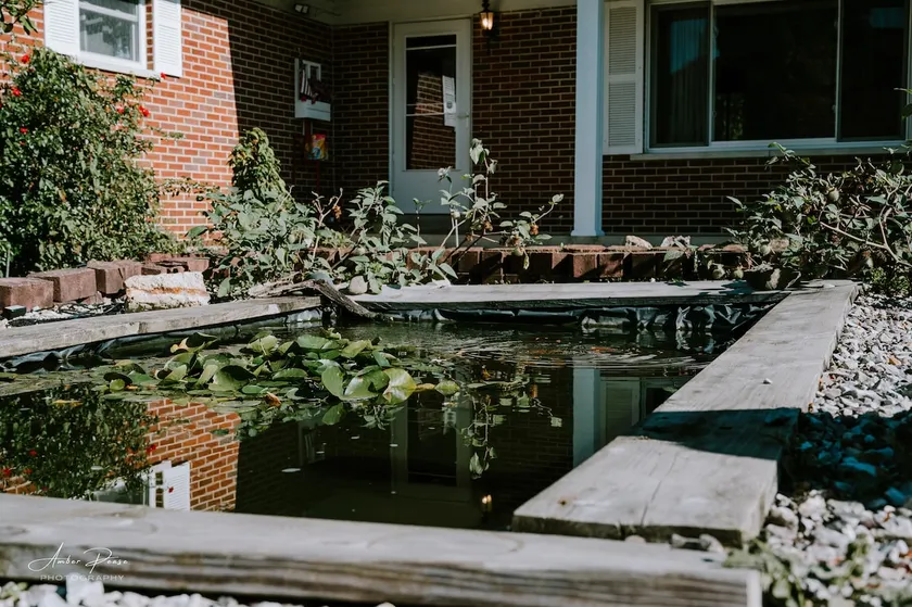 Hot Tub & King Bed In Beckley! - Image 1