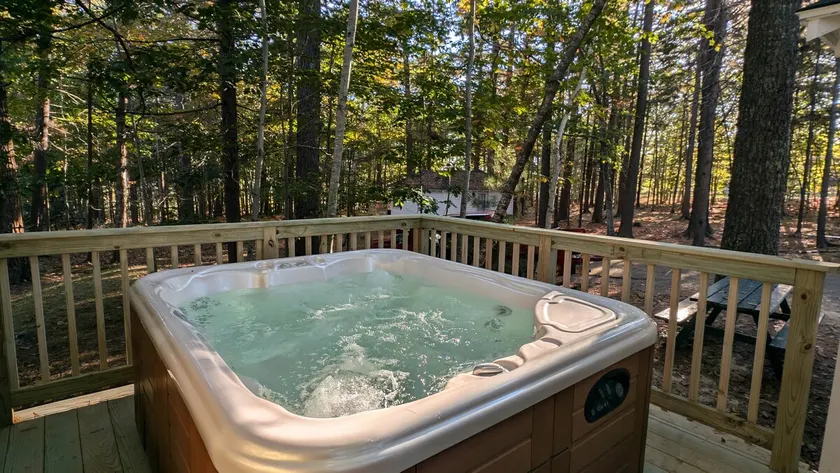 Beautiful Cabin 7_Hinckleys Cottages - Image 1