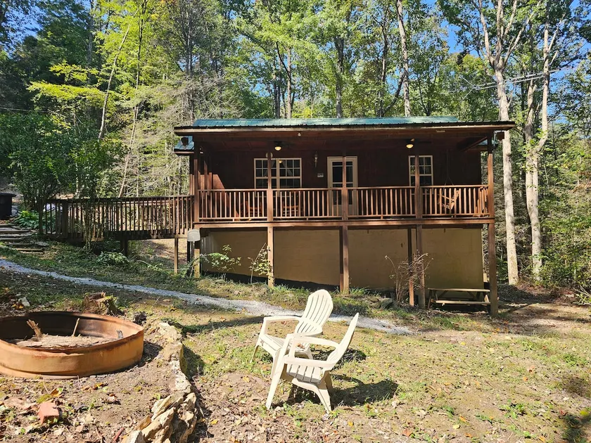 Creekside on Big Buck Mountain - Image 1