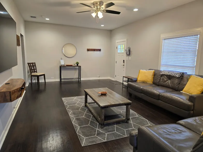 Magnolia Manor Duplex in Downtown Denison - Image 1