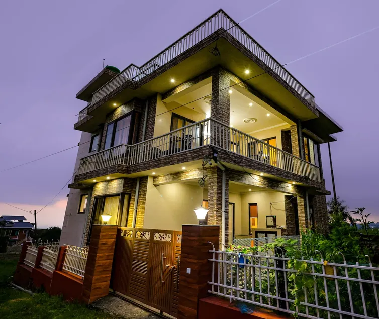 3 Bedroom Duplex Villa with Kitchen & Open Terrace - Image 1
