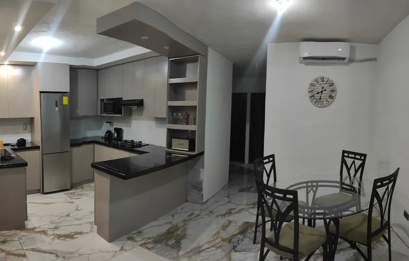 Urban, comfortable and quiet loft - Image 1