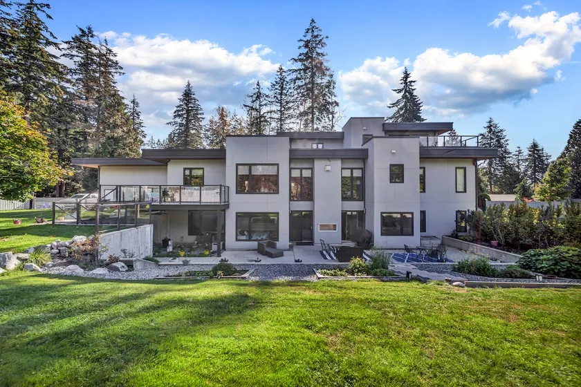 Private Luxury Home- 2Bed/2Bath with Garden+Patio - Image 1