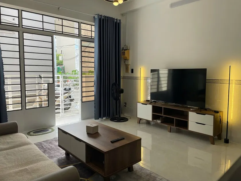 T-House 304 - Image 1