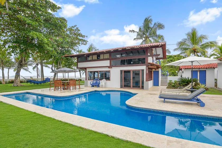 Casa La Palapa, Beachfront Oasis in Tivives! - Image 1