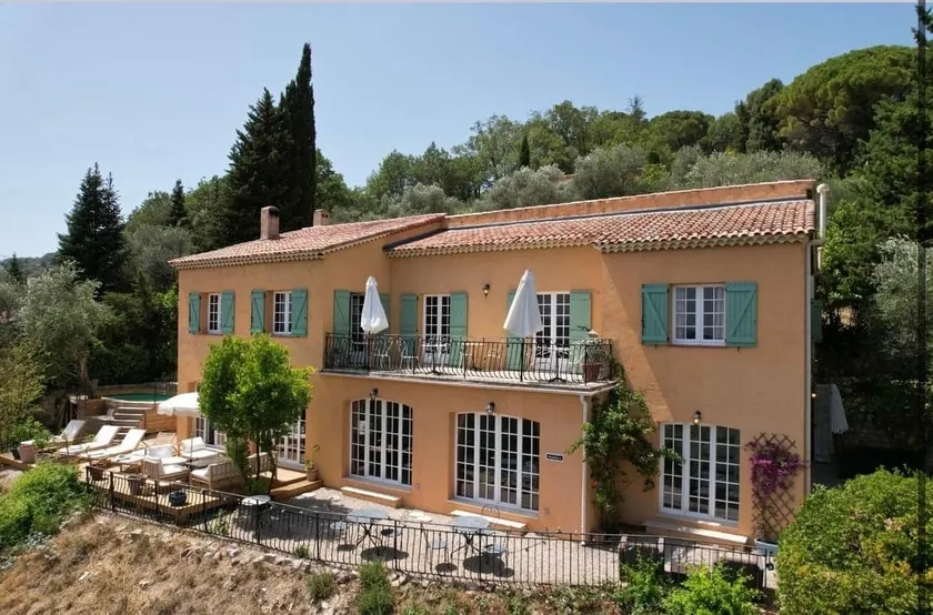 Luxury Villa and Panoramic View in Spéracèdes - Image 1
