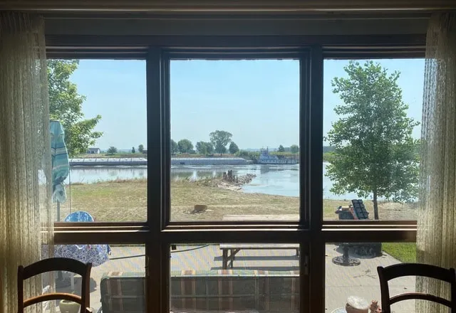 Riverfront Home with Pool @ The River at 673 - Image 1