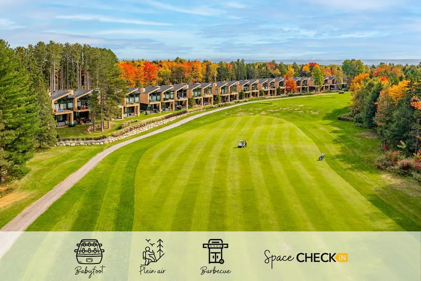 The Echo | 4Season Spa | Mont St-Anne | Golf & BBQ - Image 1