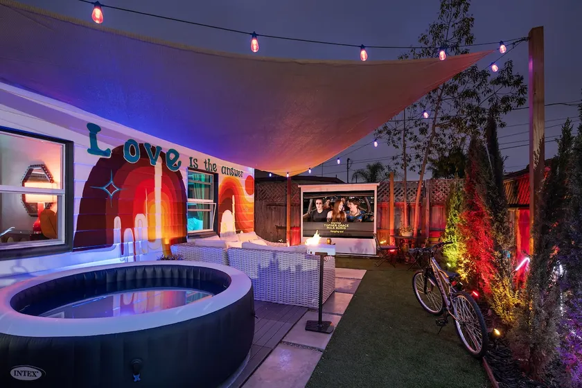 3Bed, Hot Tub, Movie, Bikes, 2 Blocks to Adams Ave - Image 1