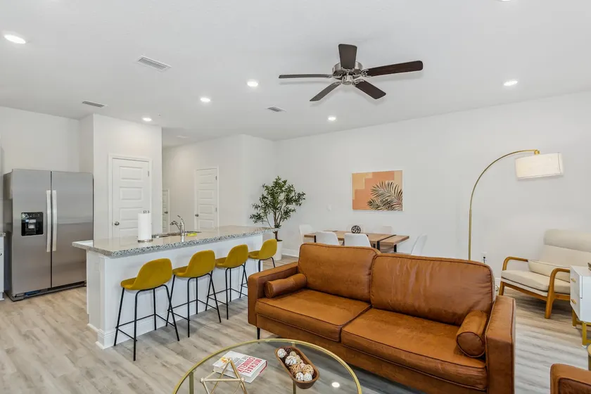 New Home near UWF & PNS Beach! - Image 1