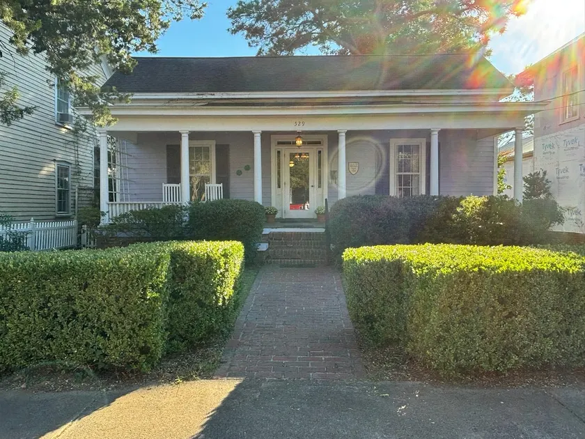 The Pirate House - Image 1