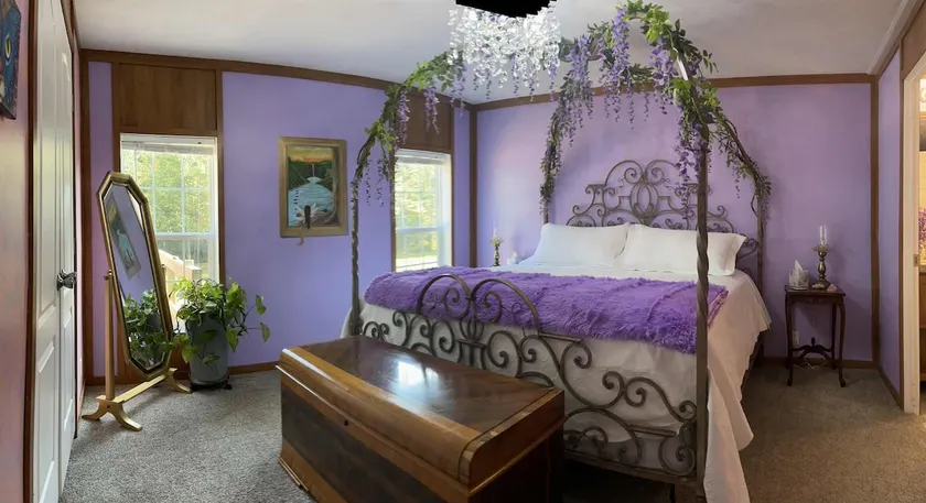 Shawnee Forest Waterfall Retreat - Image 1