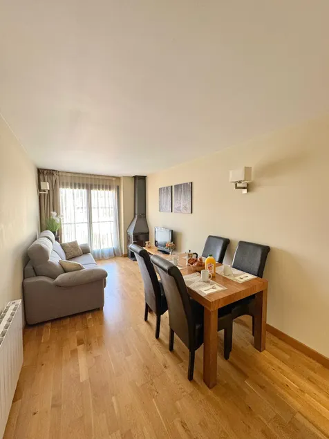 Furnished apartment for 7 people no. 105 - Image 1