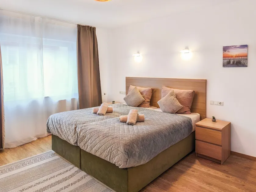 Cozy old town apartment with parking - Image 1