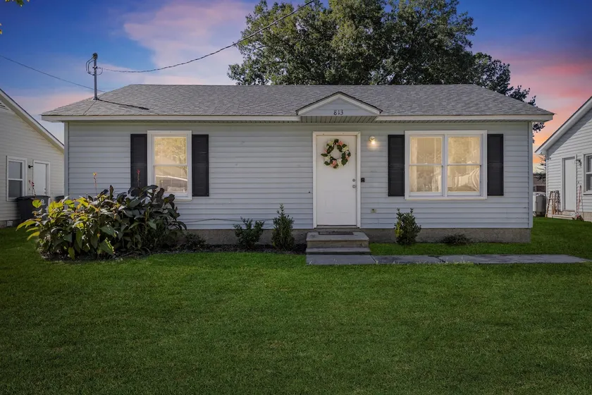 Rural Conveniently Located Stay: Up to 6 Guests - Image 1