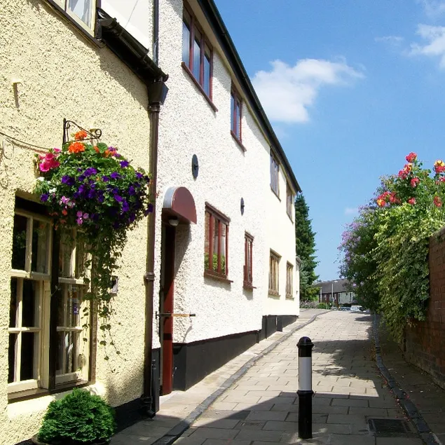 Frog Cottage, Ludlow - a charming townhouse for 4 - Image 1