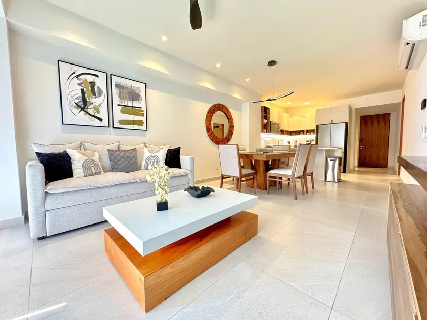 Hi-end-fully supplied, Parking, Views, Gym & Pool - Image 1