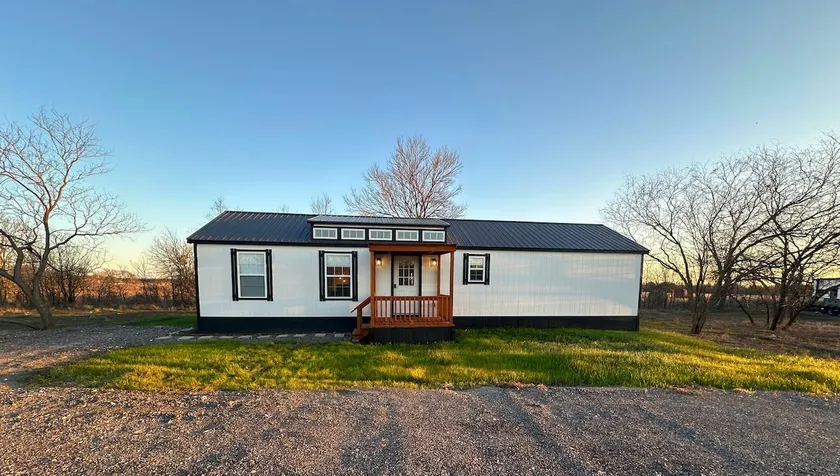 Pecan Creek Cabin - Image 1