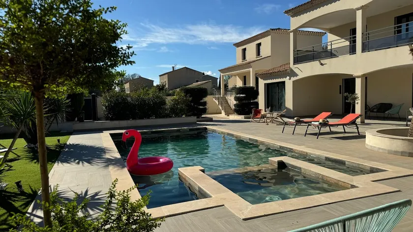 Villa Emeraude - Piscine chauffée en Provence 8 personnes - Image 1