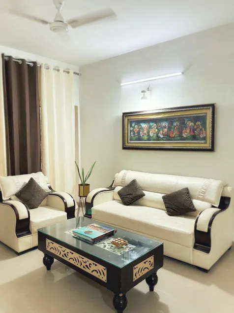 RadhaKrishna Kutir - 2BHK in Vrindavan's heart - Image 1