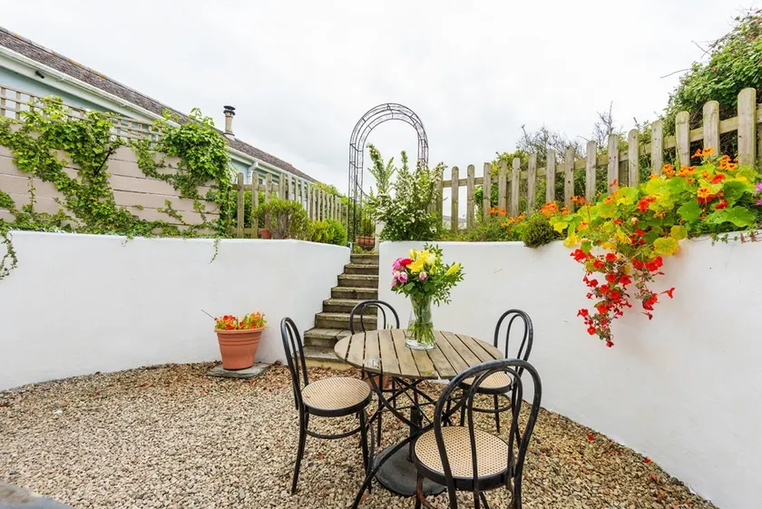 Primrose Cottage Cafe - Image 1
