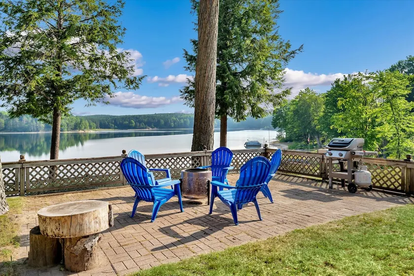 Loon's Nest - A Spacious Cottage - Image 1
