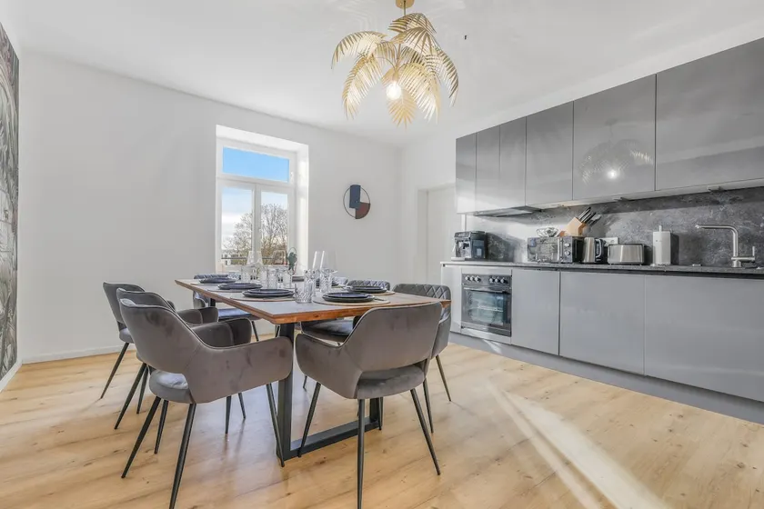 cruwzo | Exclusive apartment for 8 people - Image 1