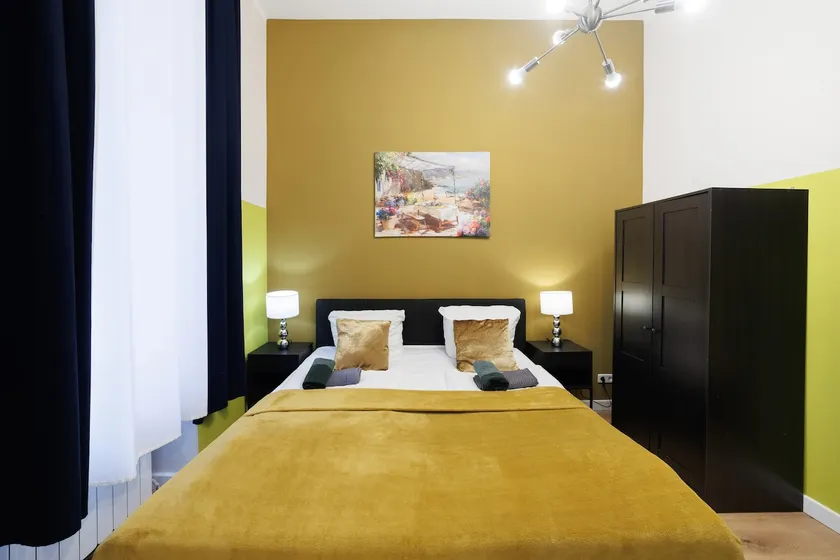 Best Location City Center 4Rooms 8Pers. 2Bathrooms - Image 1