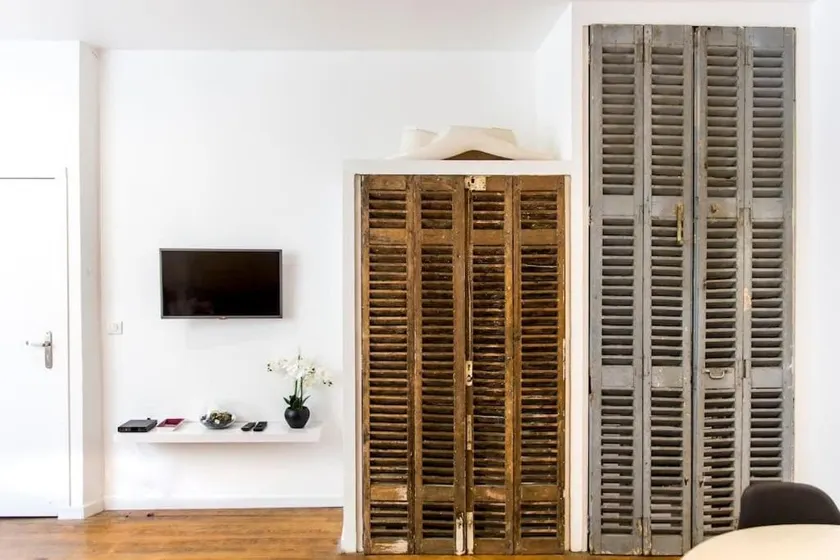 Typical and unusual - heart of Bordeaux - 6 people/air conditioning - Image 1