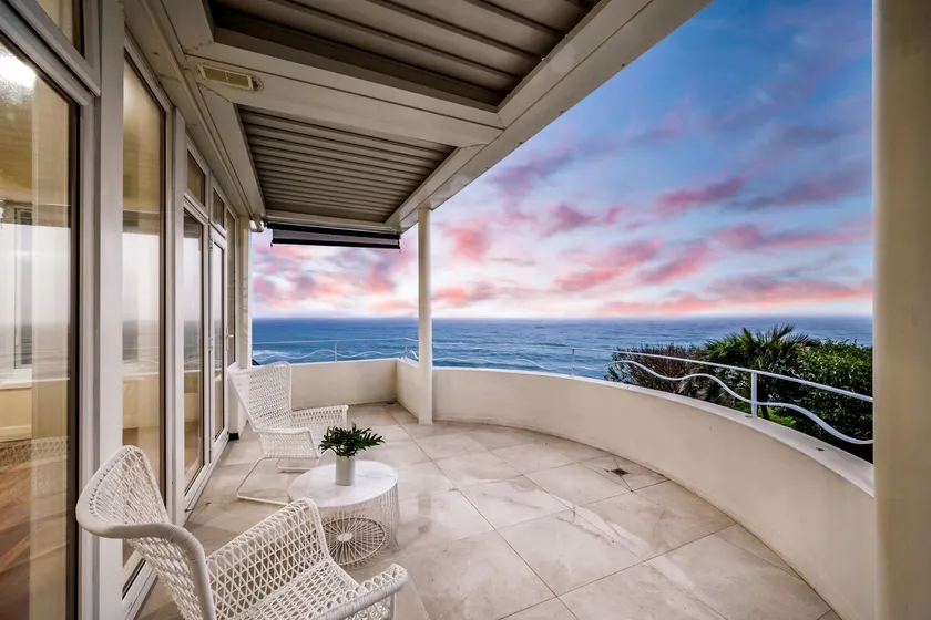 Coastal Dream BeachFront Oasis - Image 1