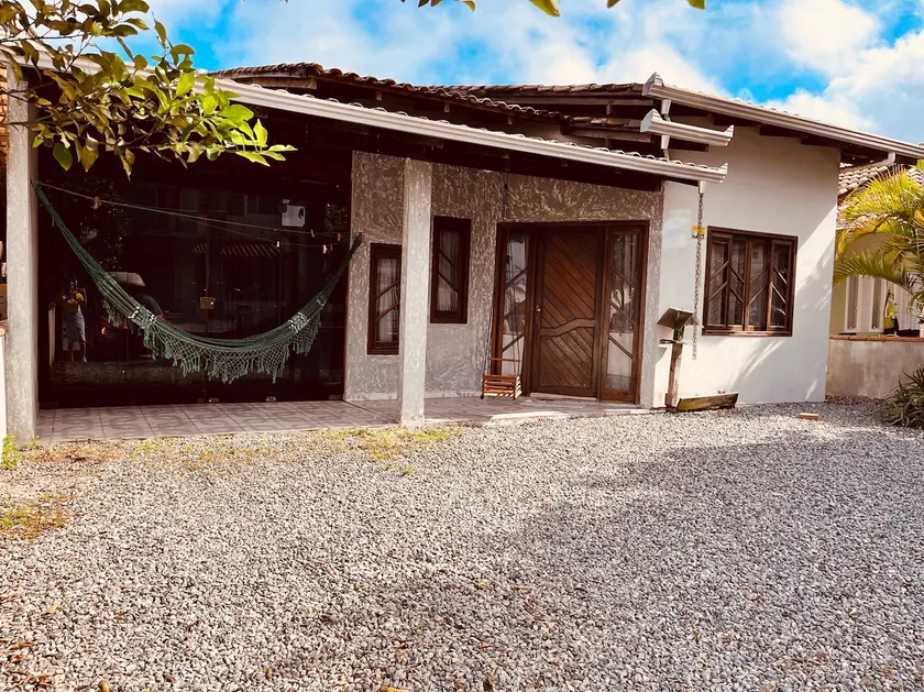 House with 3 bedrooms Balneário Barra do Sul prxLagoa - Image 1