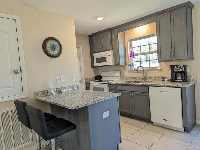 Quiet 2BR/2BA | Peaceful Nature | Near Pensacola - Image 1