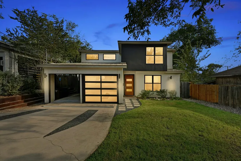Stunning Mid-century Perfection, Pool and Hot Tub! - Image 1