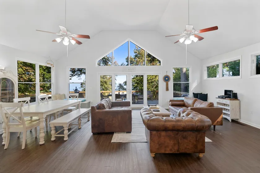 Waterfront Home, Private Beach & Spectacular View! - Image 1