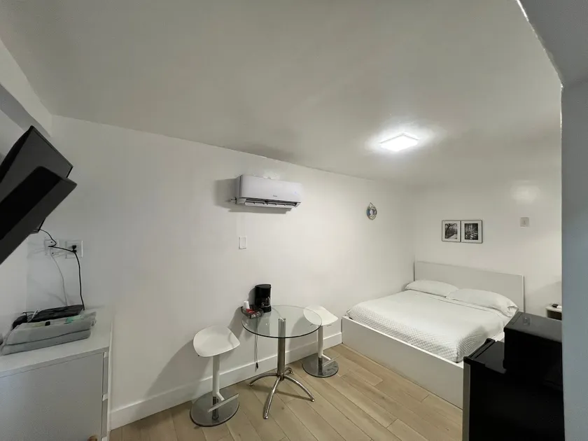 Unit A Miami Wynwood place - Image 1