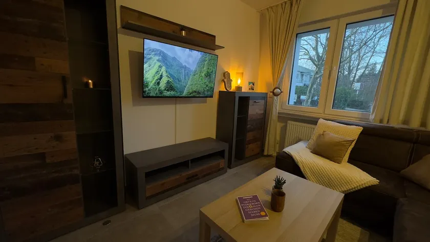 Modern apartment with forest flair and coffee enjoyment - Image 1