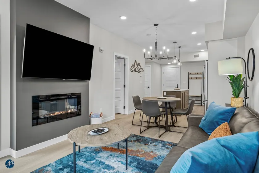 1Bed/1Bath Sparrowhawk - East Facing Pool/Hot Tub - Image 1
