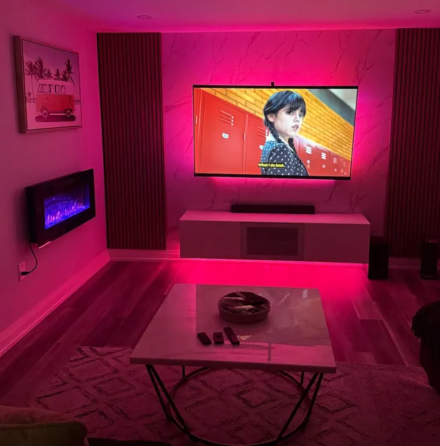Cozy Stylish Retreat | Air Hockey & Arcade Game - Image 1