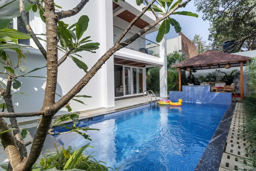 Elegant&cozy5bhk villa with pvtpool near thallasa - Image 1