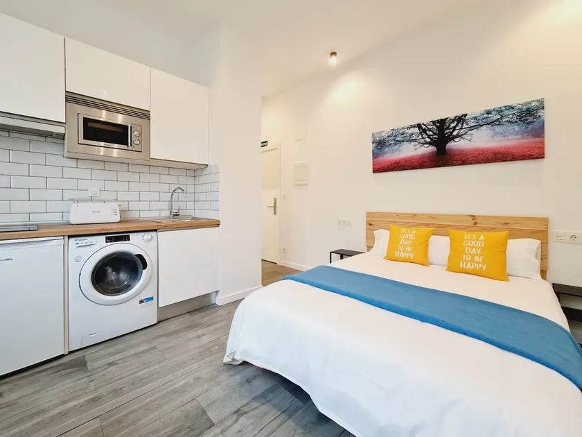 Bilbao ROOMS & KITCHEN Irala - Image 1
